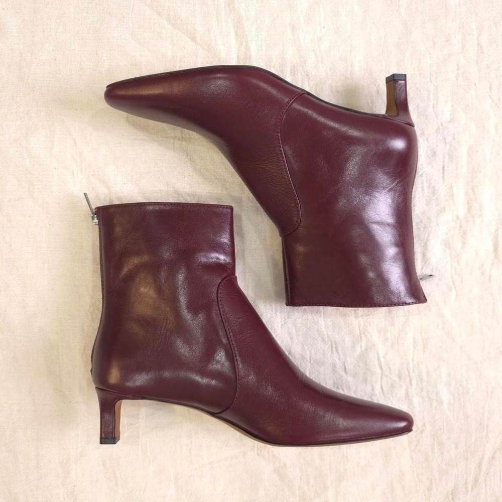 Madewell The Dimes Kitten-Heel Boot - Size 7.5/ NN026/ Deep Merlot